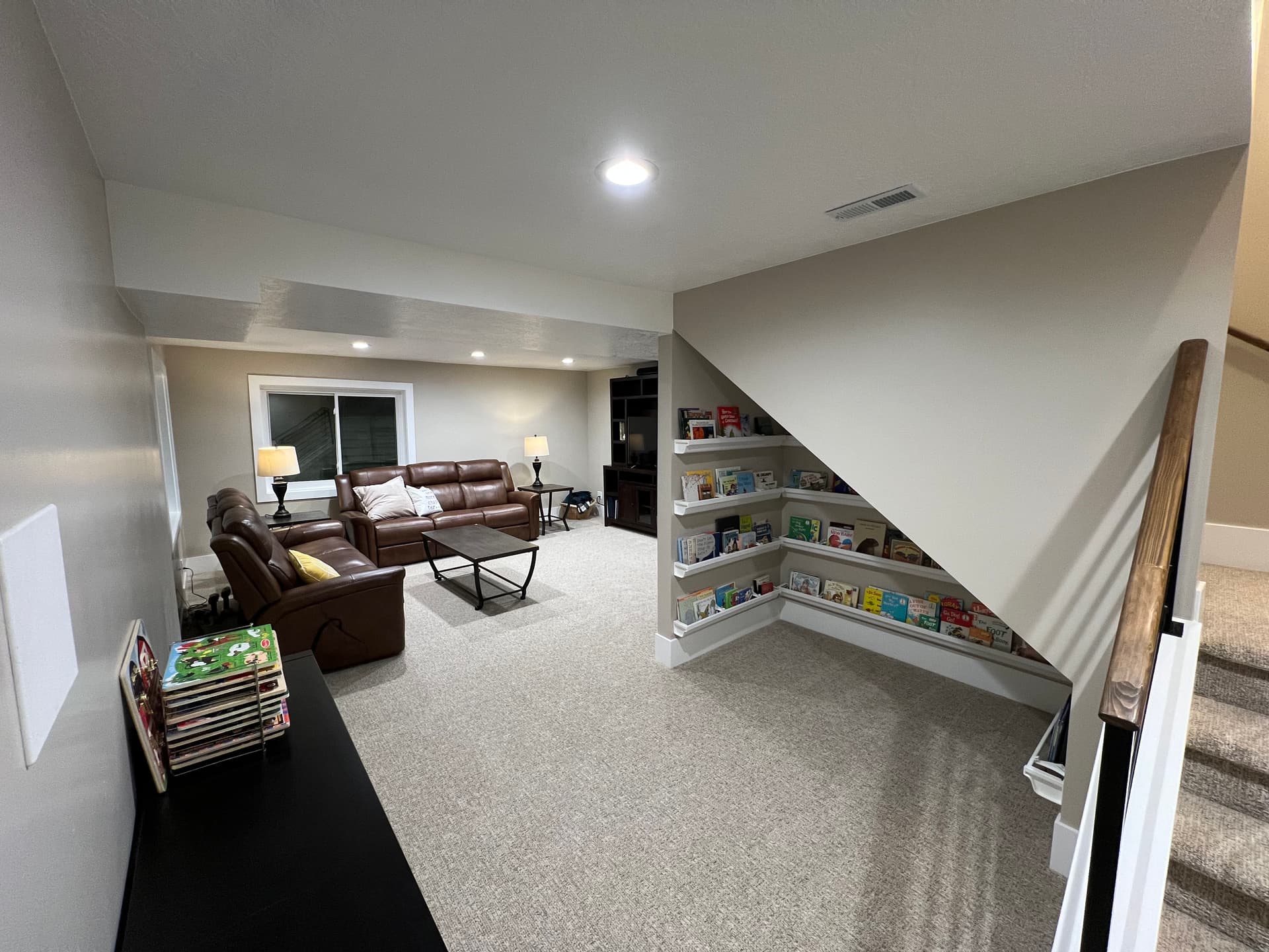 Gallery photos for Cozy and Fun Basement Remodel in Utah: Image #1